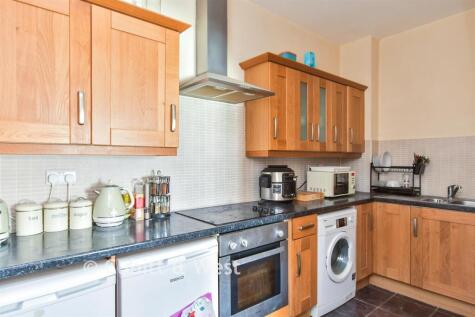 Flat 41 Starboard Court, Brighton Marina Village, East Sussex