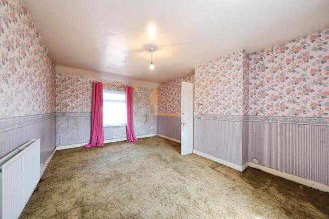 3 bed Semi-Detached for sale Image 10