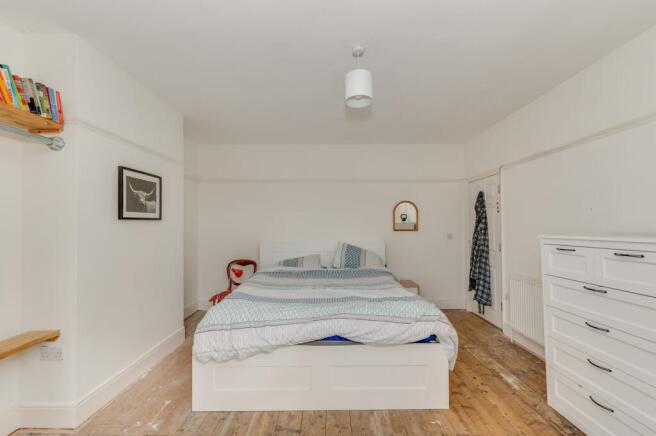 6 bed Terraced for sale Image 8