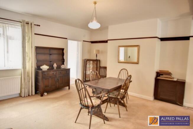 Mere Knolls Road, Fulwell photo 5