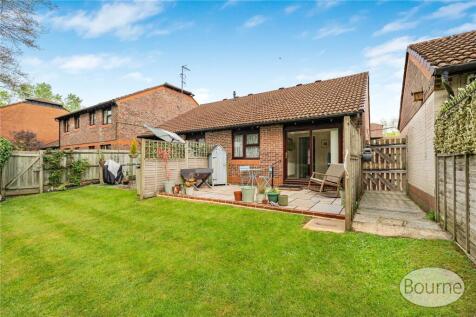 Bainton Mead, Goldsworth Park, Woking, Surrey, GU21
