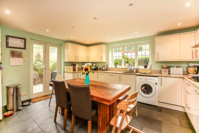 Kitchen/breakfast ro