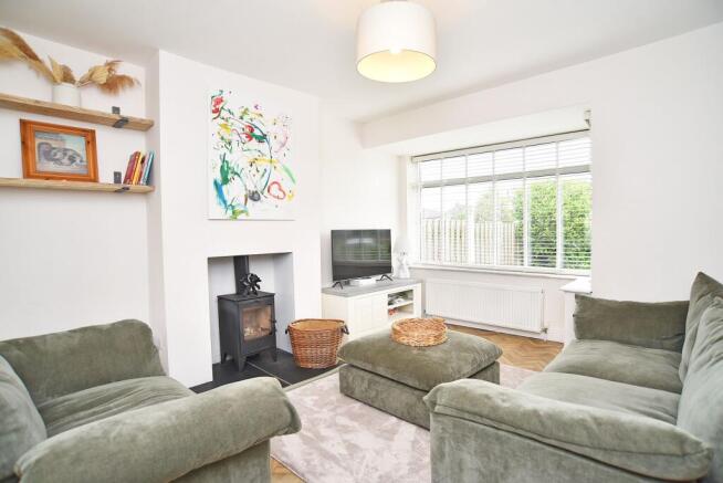 3 bed Semi-Detached for sale Image 7