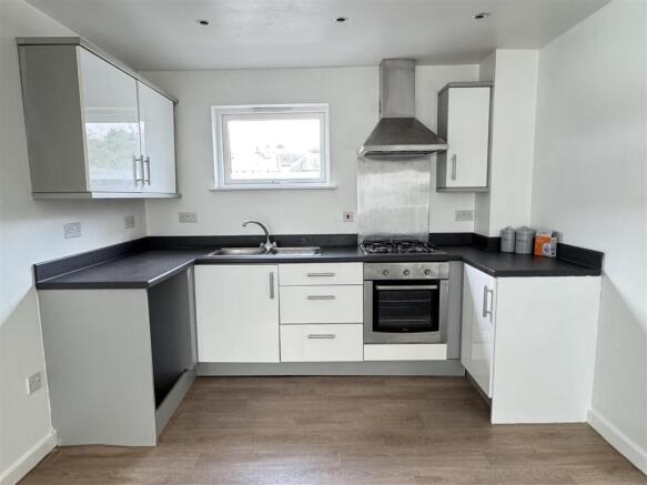 Kitchen Area: