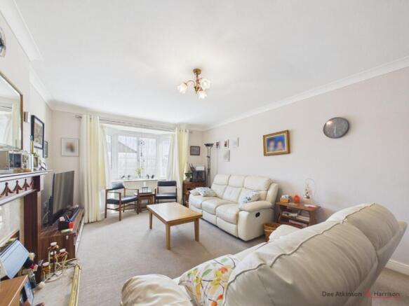 3 bed Detached Bungalow for sale Image 6