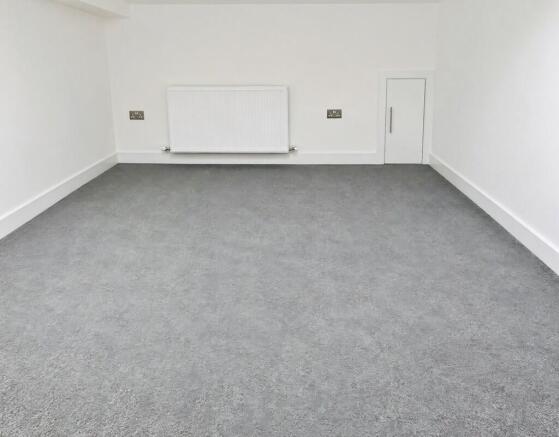 2 bed Apartment to rent Image 10