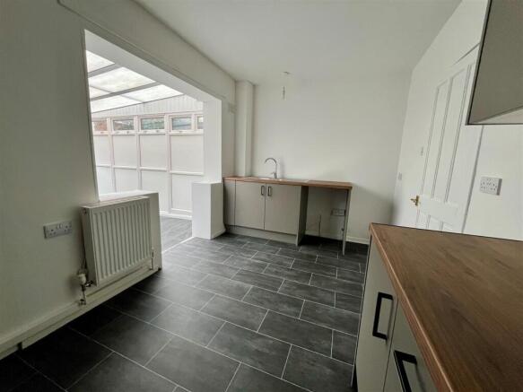 Kitchen Area - additional image.jpg