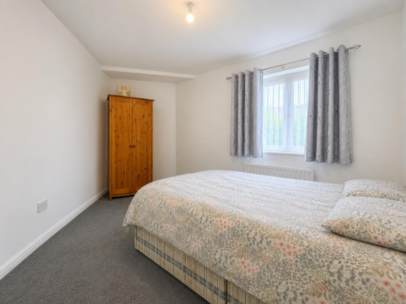 1 bed Flat for sale Image 9