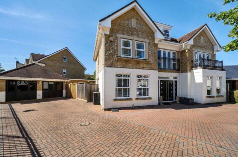 Crofters Close, Deepcut, Surrey, GU16