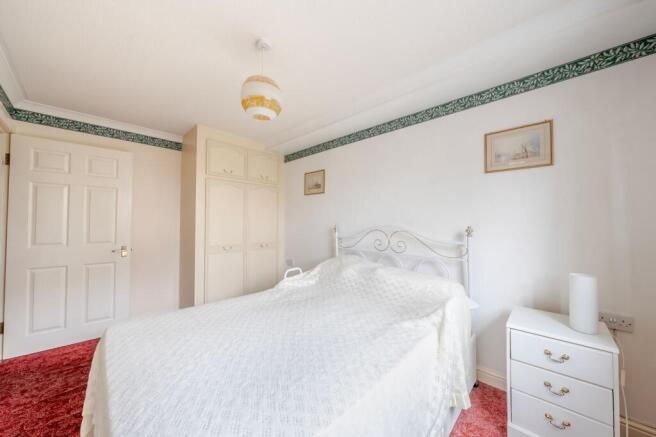 2 bed Flat for sale Image 3