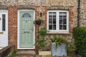 8, Hyde Close, Winchester SO23 7DT