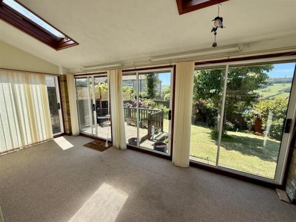 Garden Room: