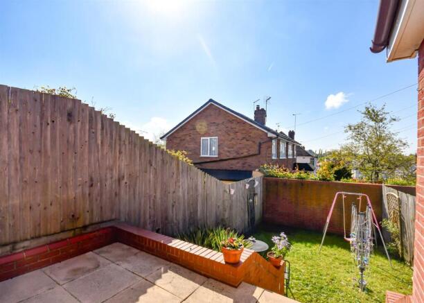 7a Ounsdale Road-14.jpg