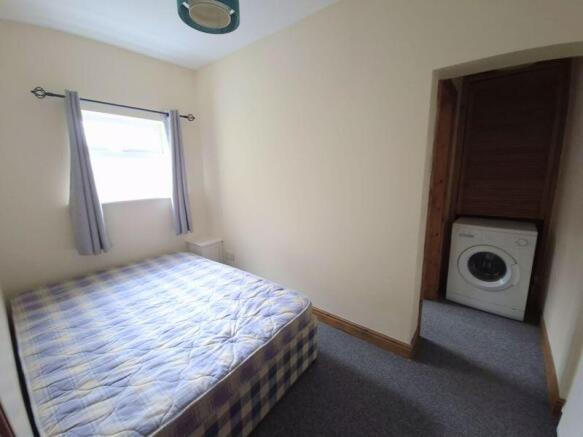 5 bed Terraced for sale Image 10