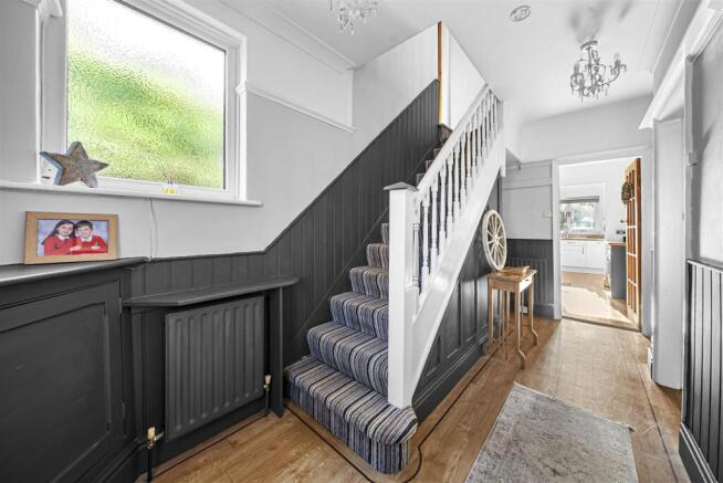 4 bed Semi-Detached for sale Image 7