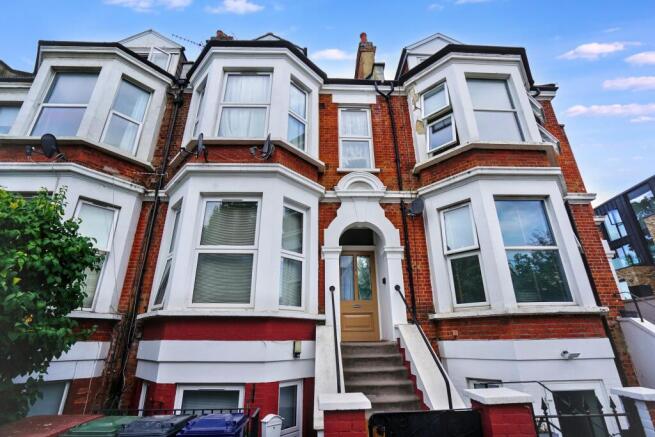 3C Larden Road, Acton, London W3 7ST