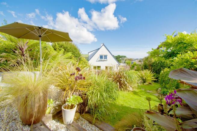 15 Vicarage Meadow