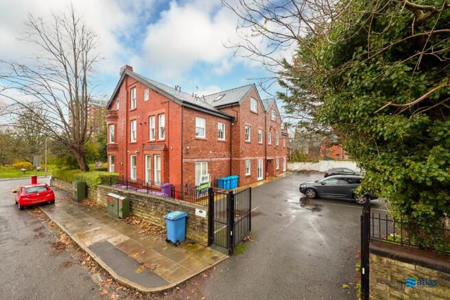 1-bed flat on Rutland Avenue, Sefton Park, L17, £170,000