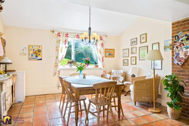 KITCHEN / BREAKFAST ROOM