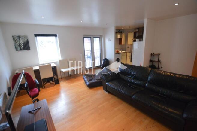 LOUNGE-KITCHEN