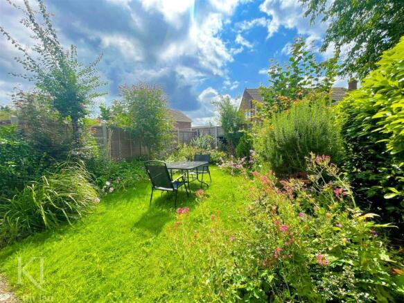 the bourne garden.jpg