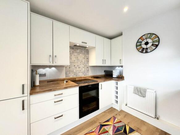 Photo 9