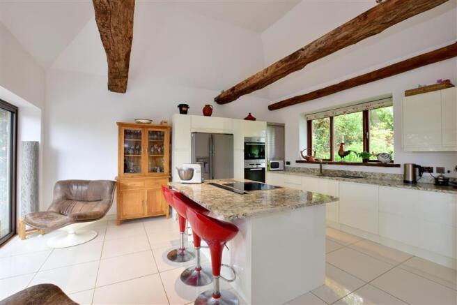 Kitchen/Dining Room