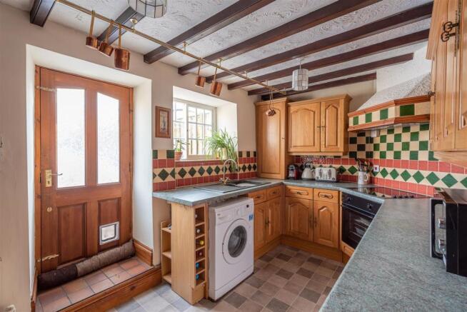 BREAKFAST KITCHEN