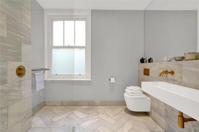 En Suite Bathroom