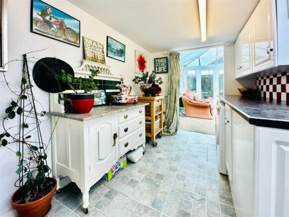 Utility To Conservatory.JPG
