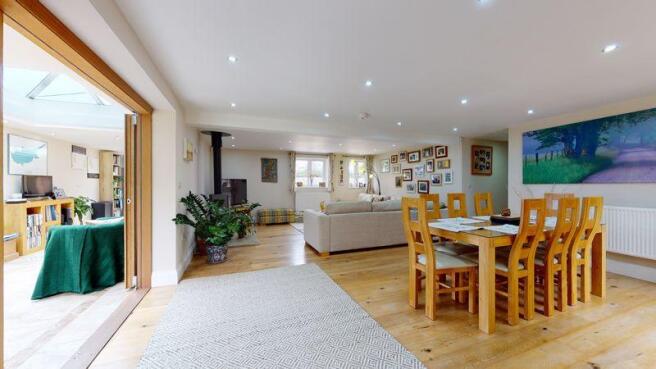 Living room (2)