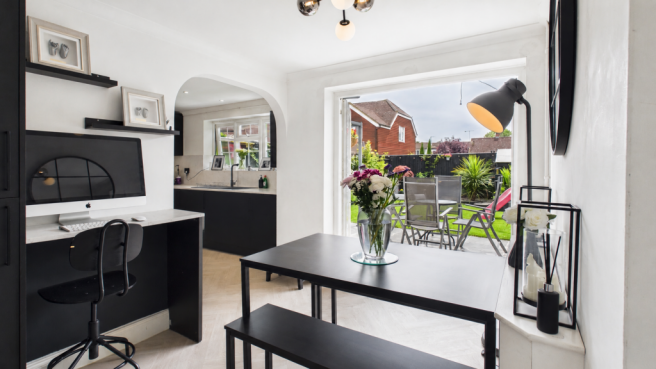 V2 Dining . Kitchen