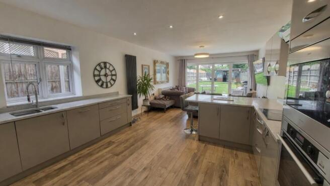 Lounge/kitchen