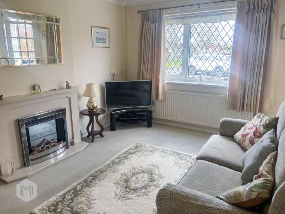 Westcott Close, Harwood, Bolton, BL2 photo 2