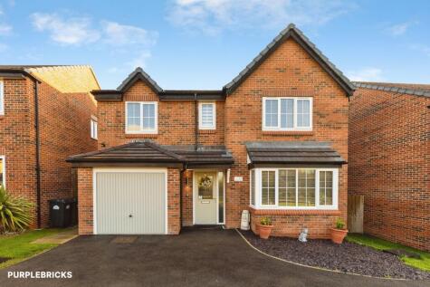 Colliers Gardens, Llay, LL12