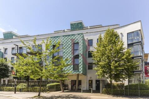 13, Drayton Park, Highbury, N5