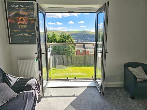 Oaklands Drive, Rawtenstall, Rossendale, BB4 photo 4