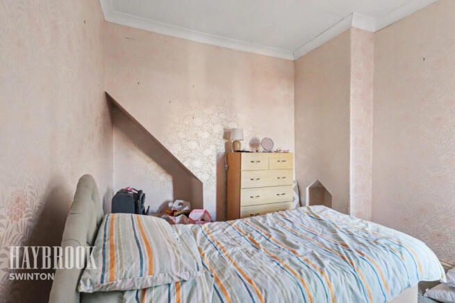 3 bed Terraced for sale Image 8
