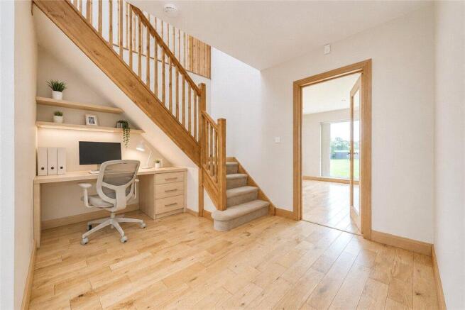 5 bed Detached for sale Image 5