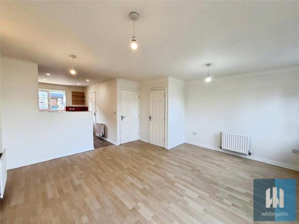 3 bed Terraced for sale Image 4