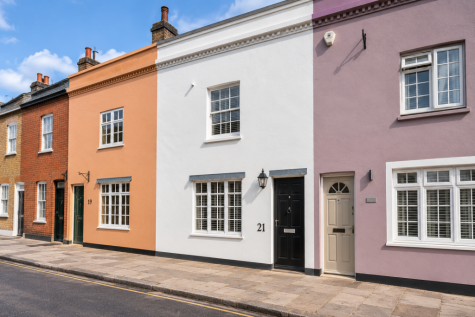 Bell Road, East Molesey, Surrey, KT8