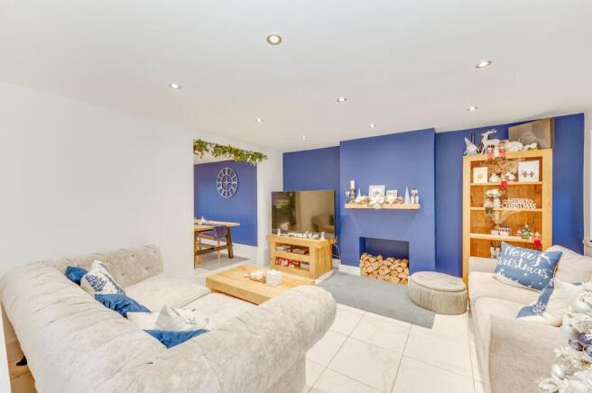 KITCHEN, DINER AND LIVING ROOM