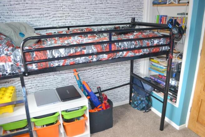 bed6 (Medium).JPG