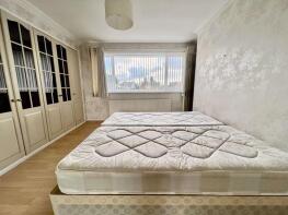 1, Salt Hill Close, Uxbridge UB8 1PZ