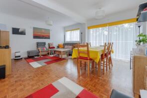 25, Balmore Crescent, Barnet EN4 9ND