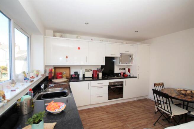 kitchen diner1.jpg