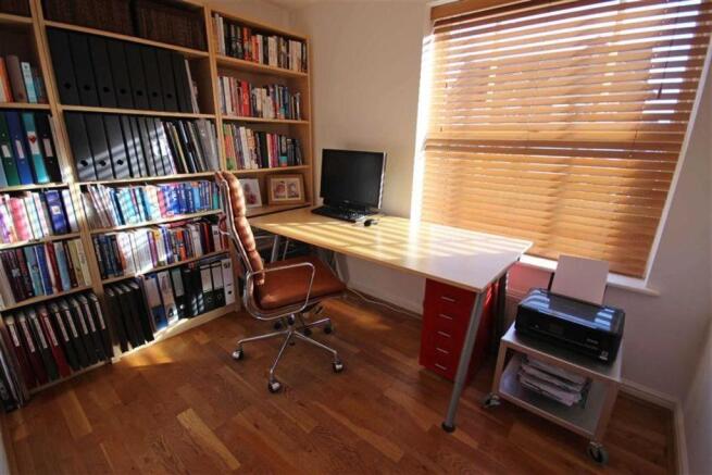 Photo 10