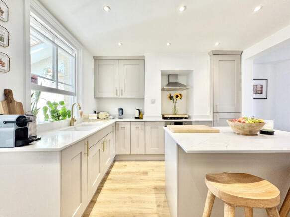 Fairview Terrace, Trull photo 4