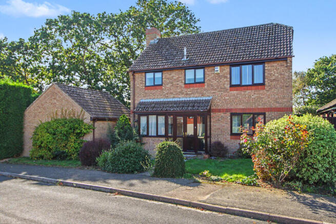 1 Spindlewood Drive, Bexhill-on-Sea, East Sussex, TN39 4RR