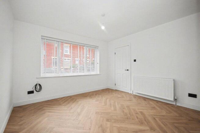 3 bed Terraced for sale Image 5